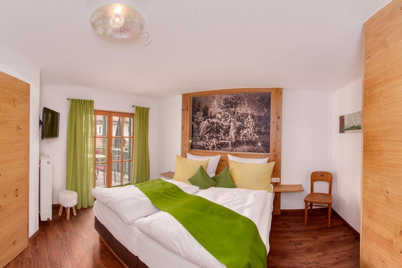 Ferienwohnungen Mayer Inkl. Chiemgaukarte โรพอลดิง ภายนอก รูปภาพ